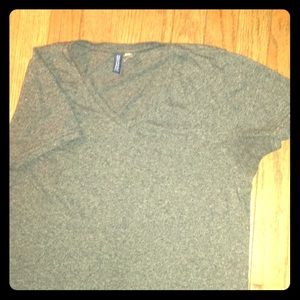 H&M Divided V-neck